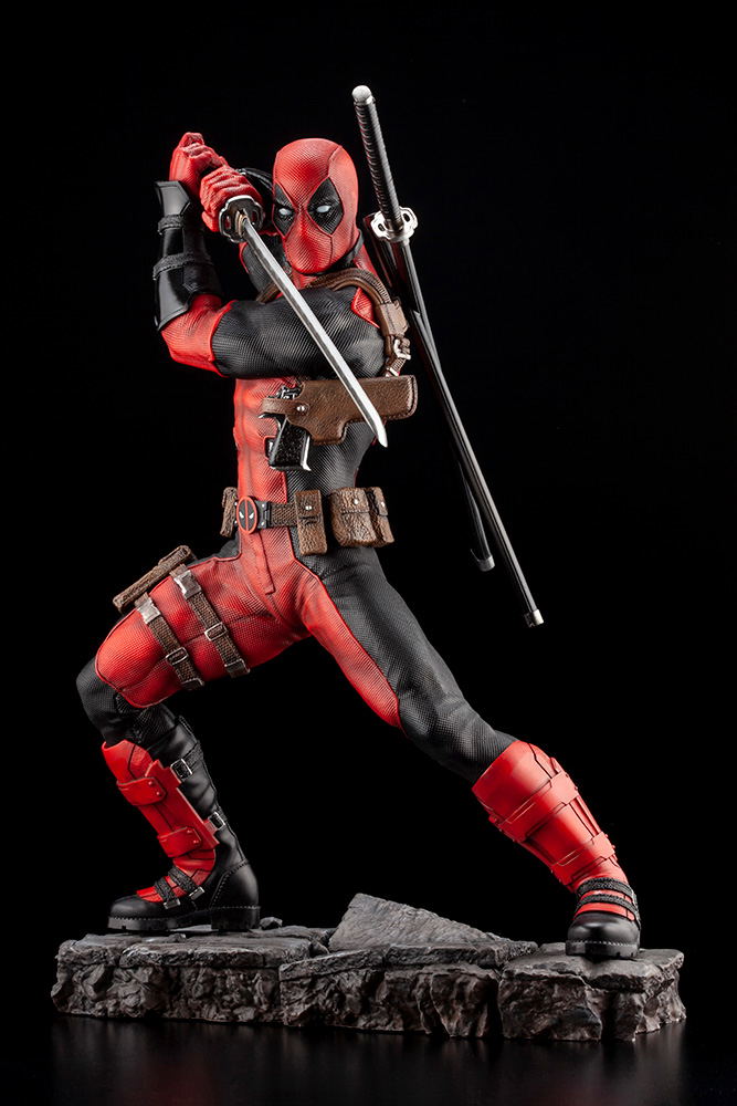 Marvel Universe 1/6 Scale Maximum Fine Art Statue: Deadpool image 2