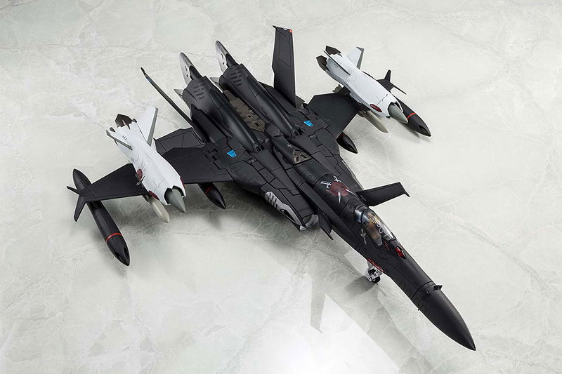 Mcross Zero 1/60 Scale: Perfect Trance  SV-51 Gamma Piloted by D.D. Ivanov Final Battle Ver. image 4