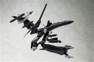 Mcross Zero 1/60 Scale: Perfect Trance  SV-51 Gamma Piloted by D.D. Ivanov Final Battle Ver.