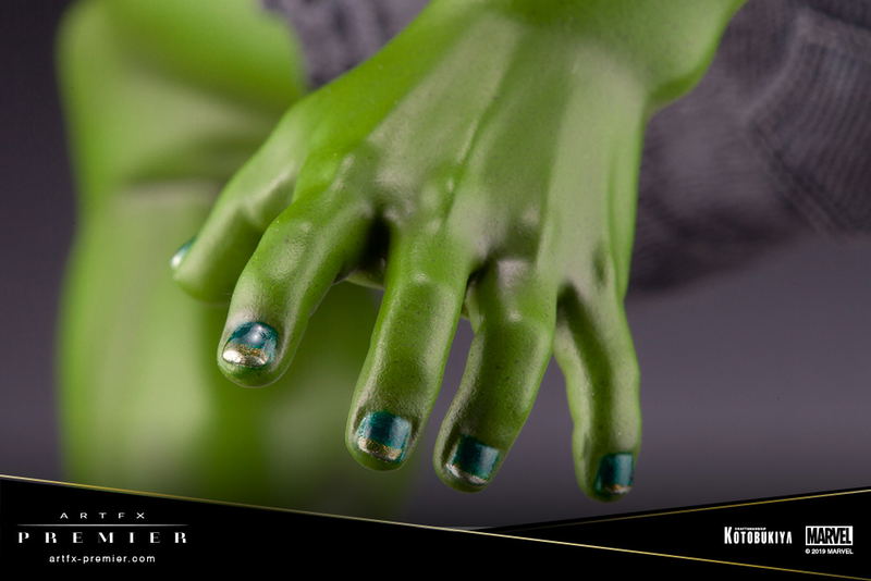 Artfx Premier Marvel Universe Avengers 1/10 Scale Pre-Painted Figure: She-Hulk image 14