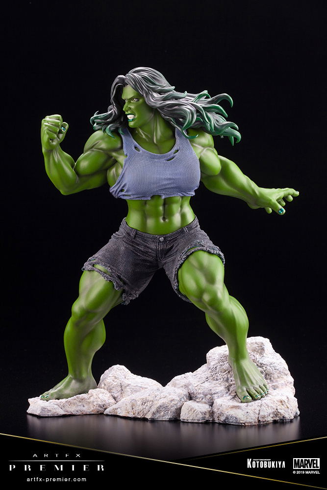 Artfx Premier Marvel Universe Avengers 1/10 Scale Pre-Painted Figure: She-Hulk image 4