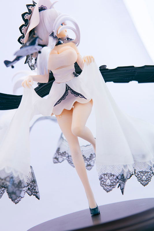 Azur Lane 1/8 Scale Pre-Painted Figure: Illustrious image 14
