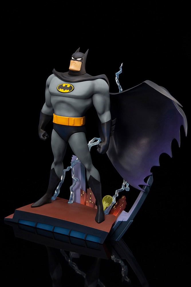 ARTFX+ Batman The Animated Series 1/10 Scale Pre-Painted Figure: Batman Animated Opening Edition image 6