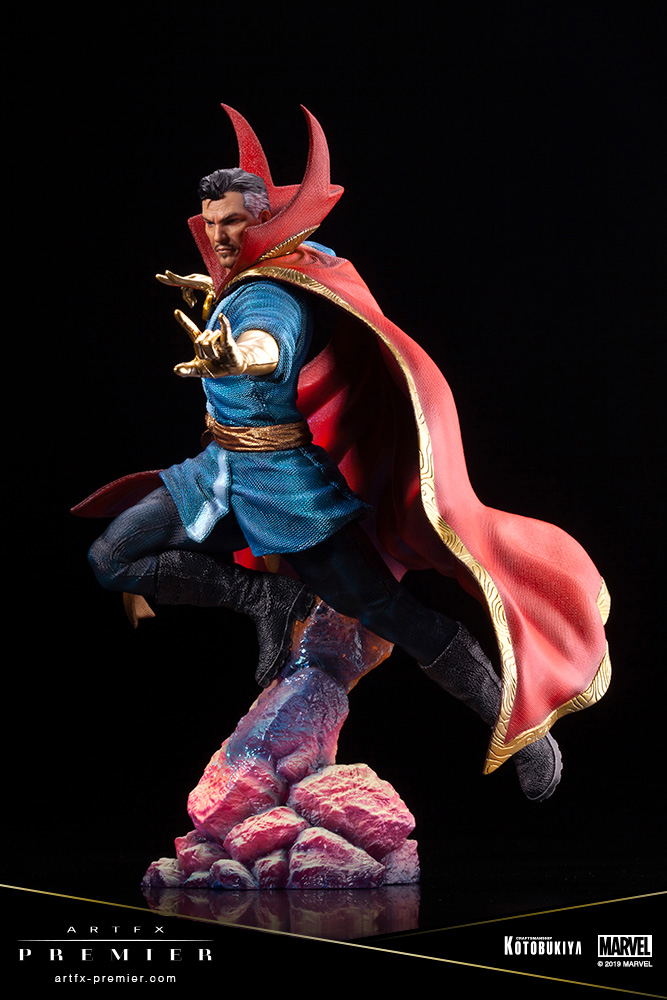 Artfx Premier Marvel Universe Avengers 1/10 Scale Pre-Painted Figure: Doctor Strange image 4