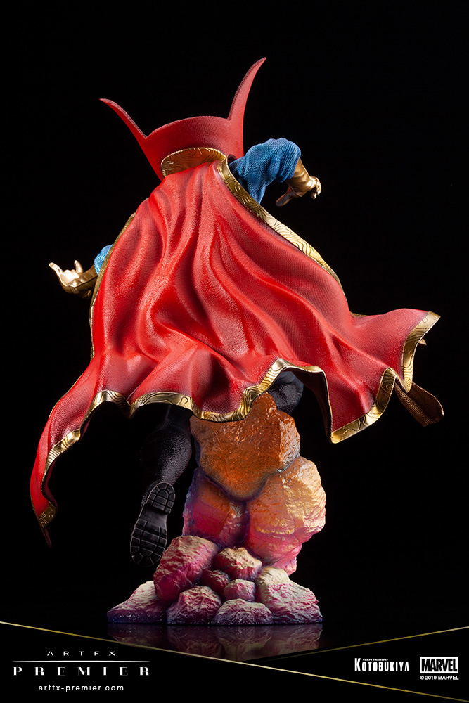 Artfx Premier Marvel Universe Avengers 1/10 Scale Pre-Painted Figure: Doctor Strange image 7