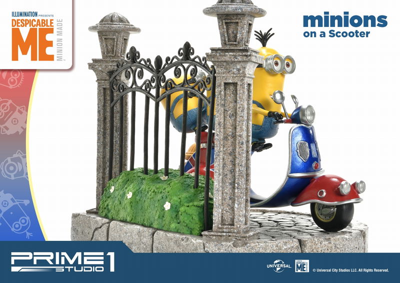 Despicable Me Prime Collectible Figure: Minions on a Scooter image 11