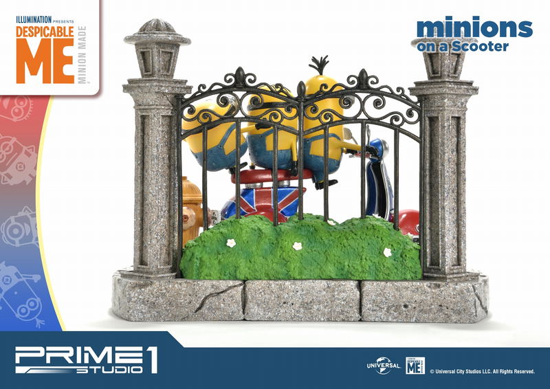 Despicable Me Prime Collectible Figure: Minions on a Scooter image 4