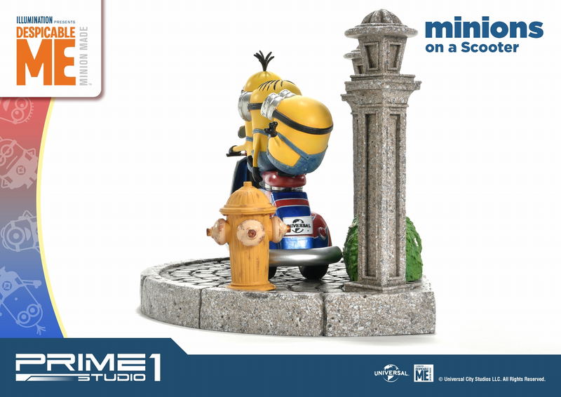 Despicable Me Prime Collectible Figure: Minions on a Scooter image 5