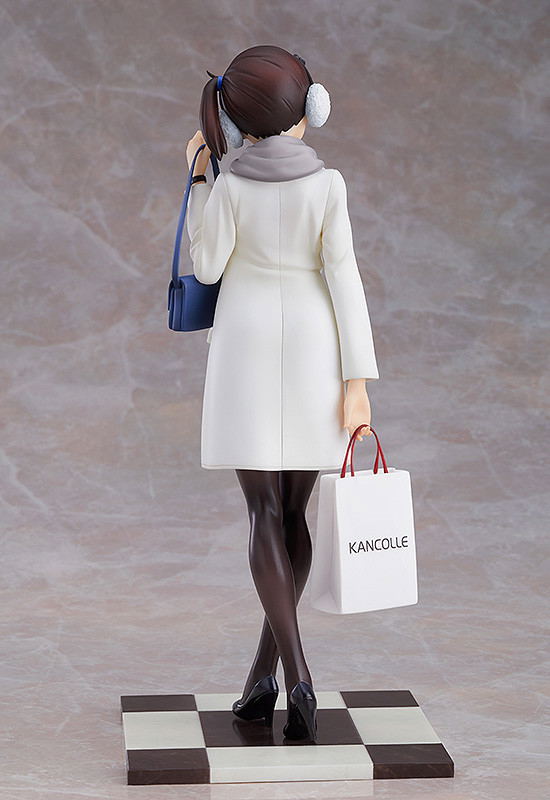 Kantai Collection -KanColle- 1/8 Scale Pre-Painted Figure: Kaga Shopping Mode image 4