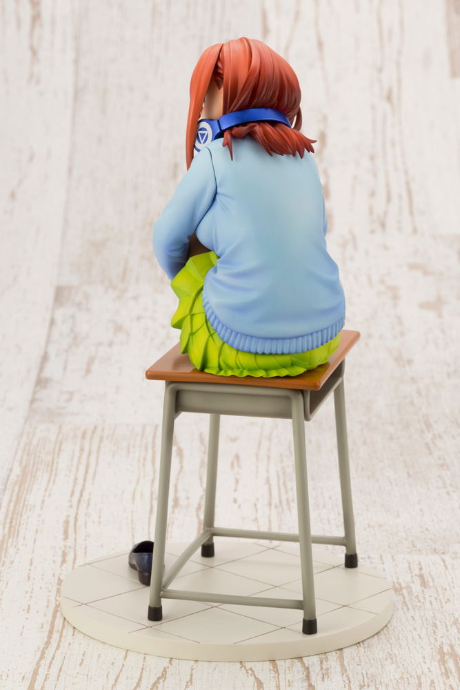 The Quintessential Quintuplets 1/8 Scale Pre-Painted Figure: Miku Nakano (Re-run) image 6