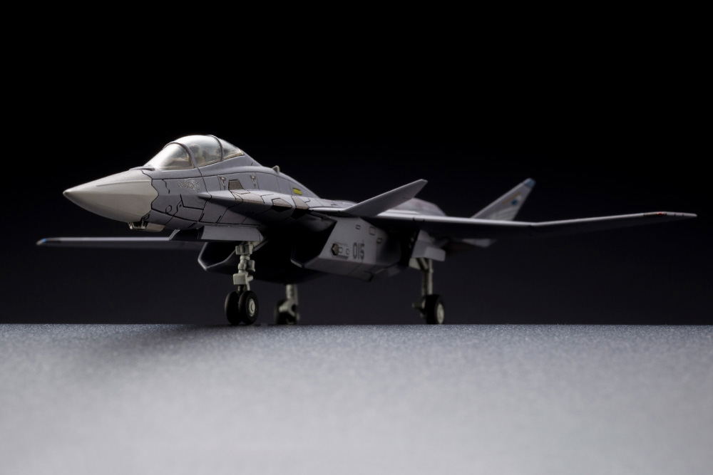 Ace Combat 7 Skies Unknown 1/144 Scale Model Kit: X-02S (For