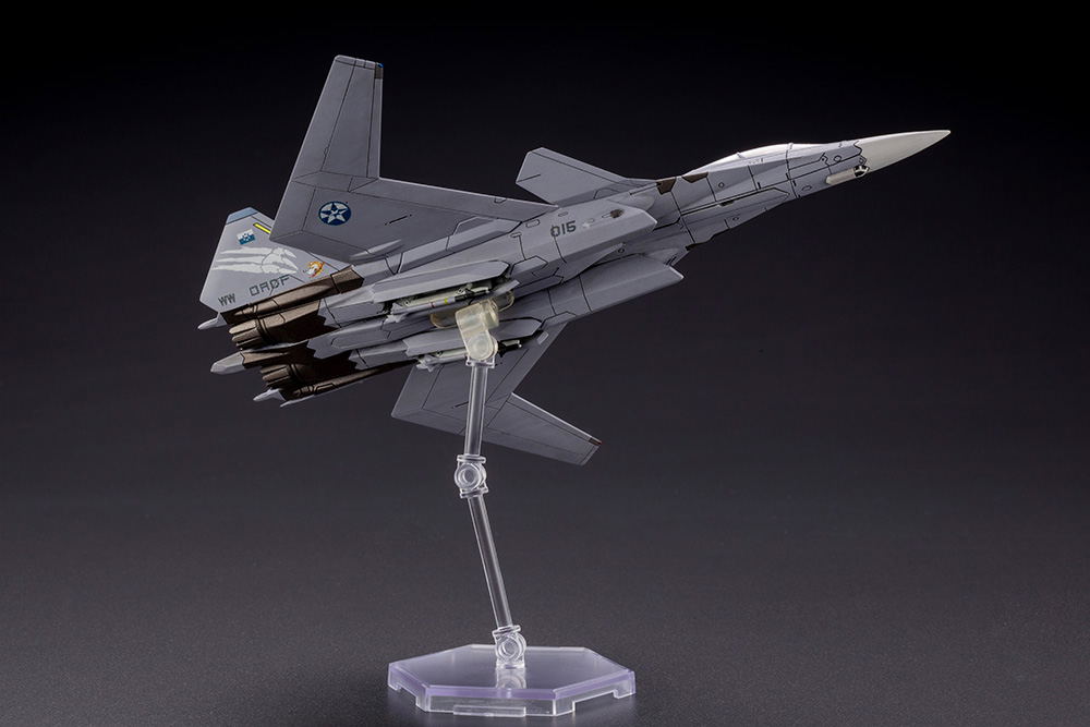 Ace Combat 7 Skies Unknown 1/144 Scale Model Kit: X-02S (For