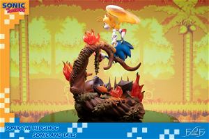 Sonic The Hedgehog Statue: Sonic and Tails Standard Edition