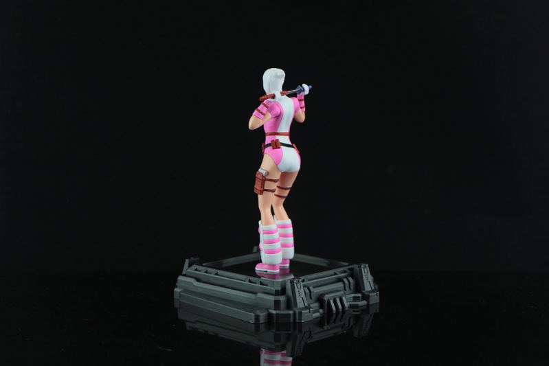 Super Hero Illuminate Gallery Collection Vol.2: Gwenpool image 4