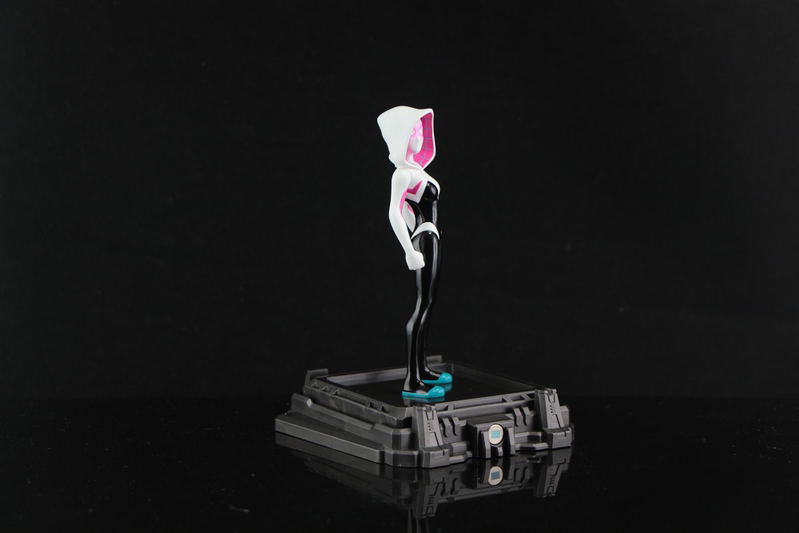 Super Hero Illuminate Gallery Collection Vol.2: Spider-Gwen image 8