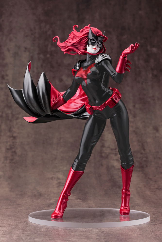 DC Comics Bishoujo DC Universe Batman 1/7 Scale Pre-Painted Figure: Batwoman 2nd Edition image 2
