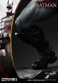 Concept Masterline Batman Arkham City 1/5 Scale Statue: Batman thumbnail 37