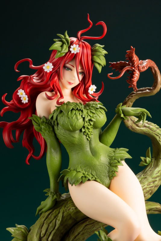 DC Comics Bishoujo DC Universe Batman 1/7 Scale Pre-Painted Figure: Poison Ivy Returns image 7