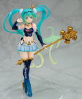 Hatsune Miku GT Project 1/7 Scale Pre-Painted Figure: Racing Miku 2018 Summer Ver. thumbnail 3