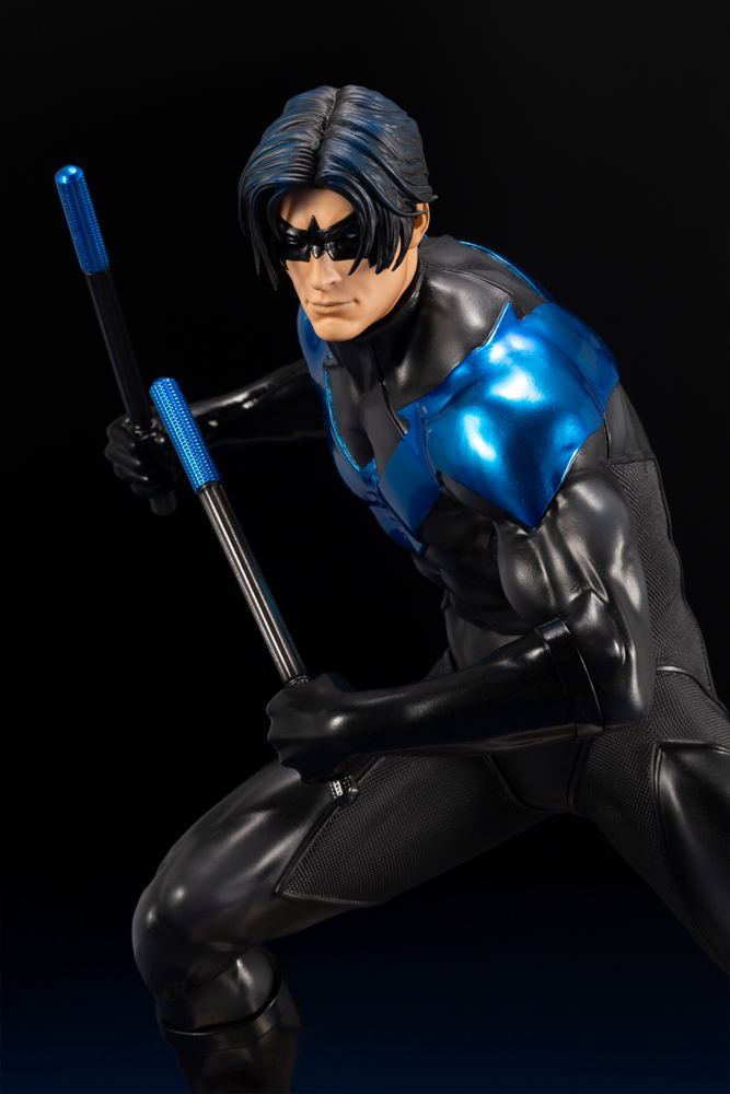 ARTFX DC Universe 1/6 Scale Pre-Painted Figure: Nightwing image 10