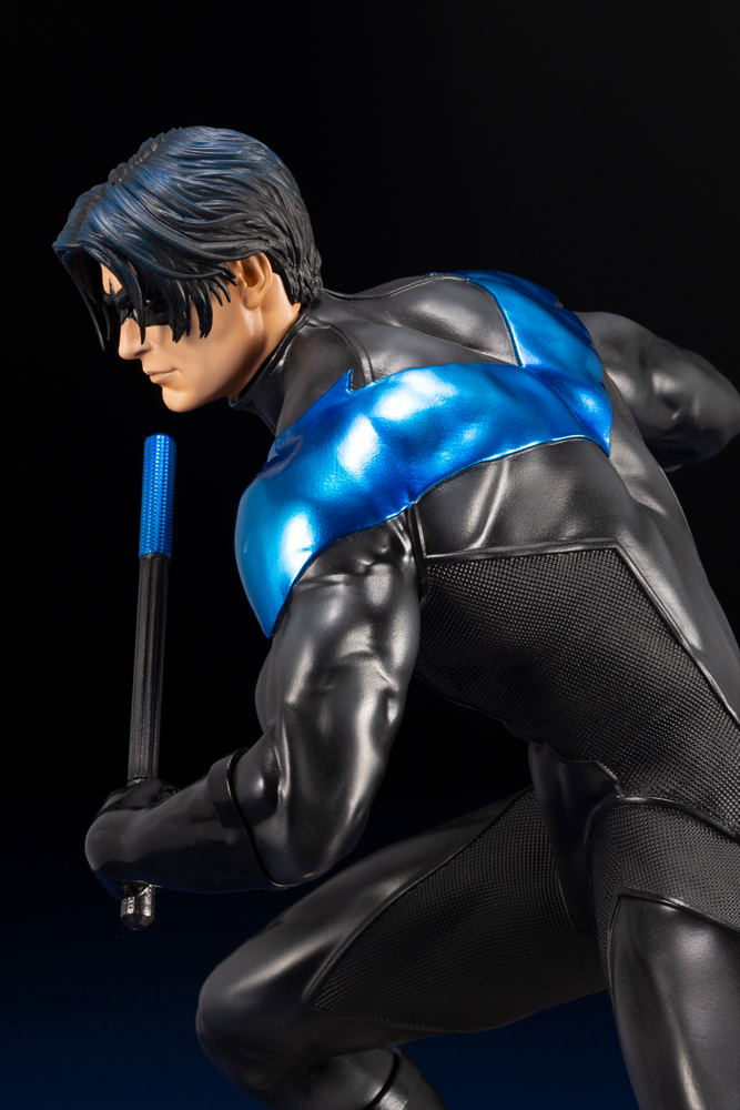 ARTFX DC Universe 1/6 Scale Pre-Painted Figure: Nightwing image 12