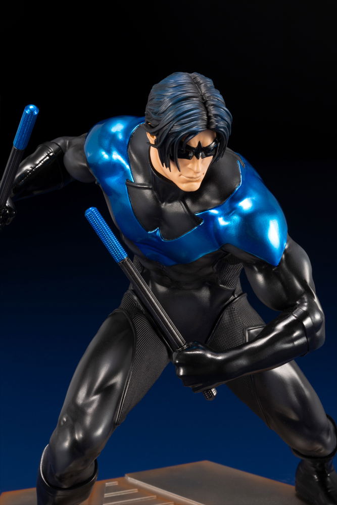 ARTFX DC Universe 1/6 Scale Pre-Painted Figure: Nightwing image 14
