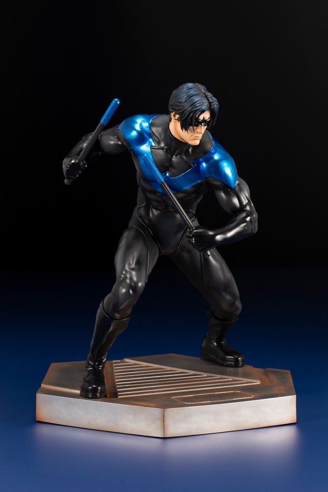 ARTFX DC Universe 1/6 Scale Pre-Painted Figure: Nightwing image 8