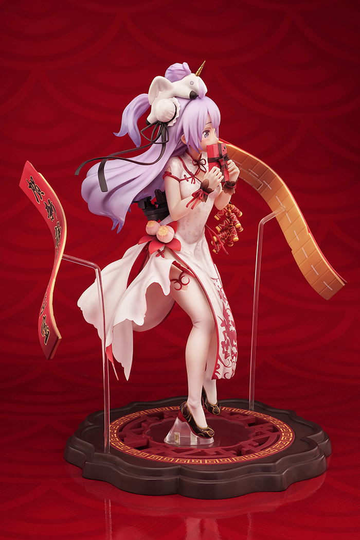 Azur Lane 1/7 Scale Pre-Painted Figure: Unicorn Spring's Present image 3