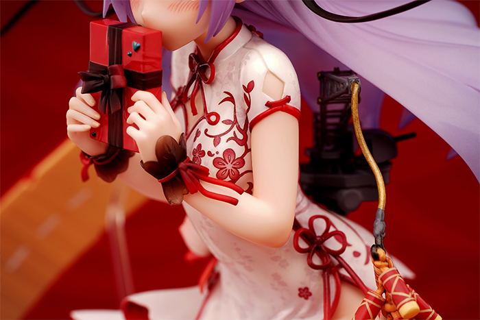 Azur Lane 1/7 Scale Pre-Painted Figure: Unicorn Spring's Present image 7