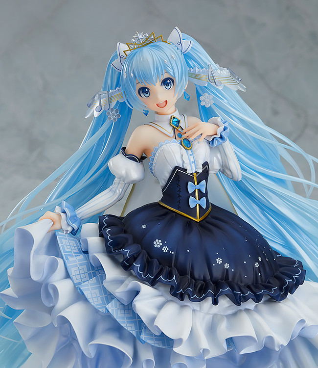 Character Vocal Series 01 Hatsune Miku 1/7 Scale Pre-Painted
