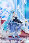 Character Vocal Series 01 Hatsune Miku 1/7 Scale Pre-Painted Figure: Snow Miku Snow Princess Ver. thumbnail 8