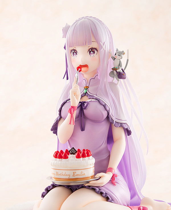 KD Colle Re:Zero -Starting Life in Another World- 1/7 Scale Pre-Painted Figure: Emilia Birthday Cake Ver. image 8