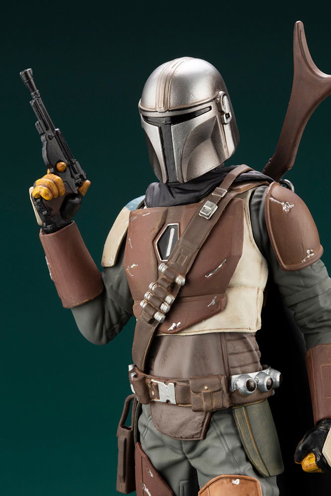 ARTFX+ Star Wars The Mandalorian 1/10 Scale Pre-Painted Figure: Mandalorian (Re-run) image 11