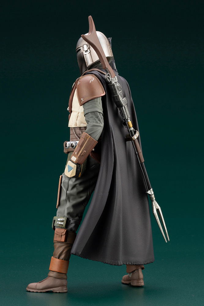 ARTFX+ Star Wars The Mandalorian 1/10 Scale Pre-Painted Figure: Mandalorian (Re-run) image 7