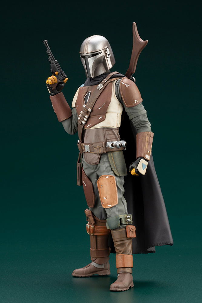 ARTFX+ Star Wars The Mandalorian 1/10 Scale Pre-Painted Figure: Mandalorian (Re-run) image 9