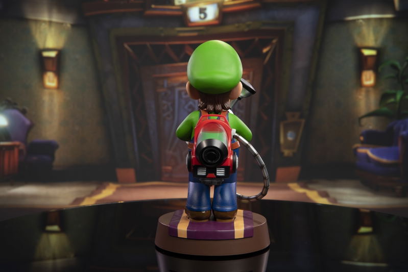 Luigi's Mansion 3 Painted Statue: Luigi [Standard Edition] image 5