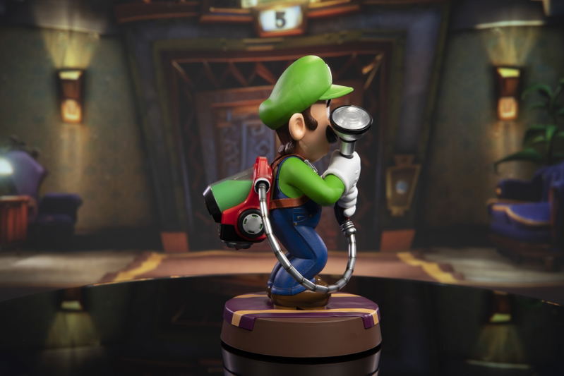 Luigi's Mansion 3 Painted Statue: Luigi [Standard Edition] image 6
