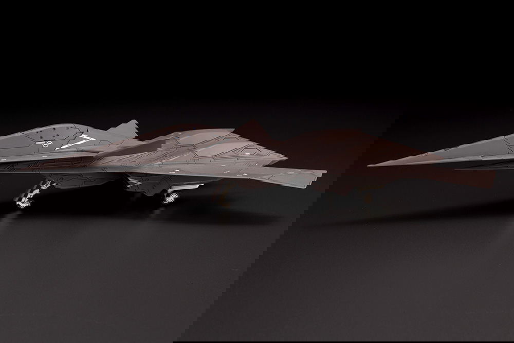 Ace Combat 7 Skies Unknown 1/144 Scale Model Kit: ADF-11F