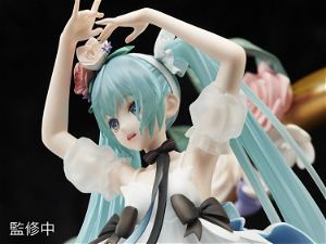 Vocaloid 1/7 Scale Pre-Painted Figure: Hatsune Miku Miku With You 2019 Ver.