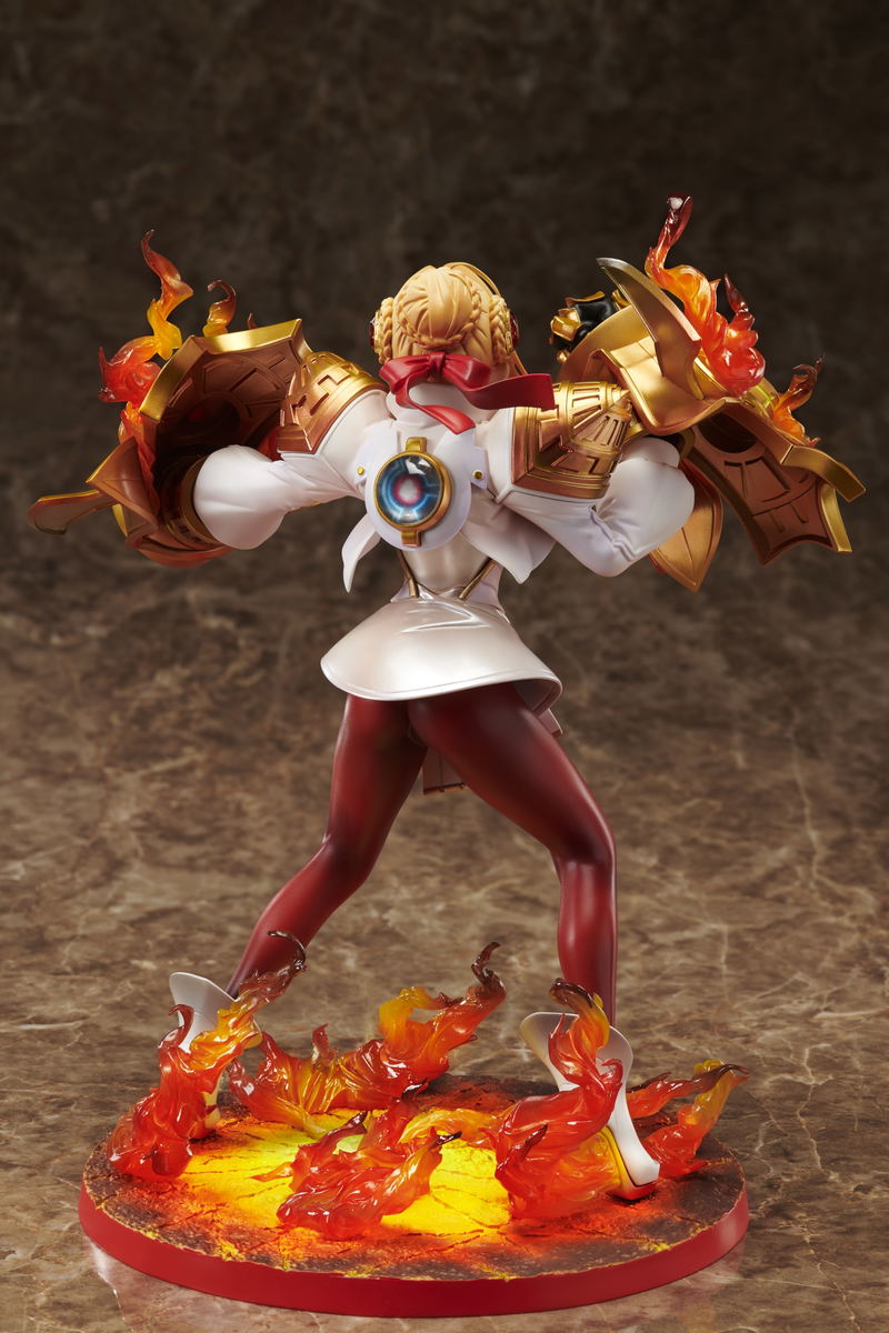 Fate/Extella 1/7 Scale Pre-Painted Figure: Saber Regalia Nero Claudius Zoukei Shinka Dramatic Statue 01 image 6