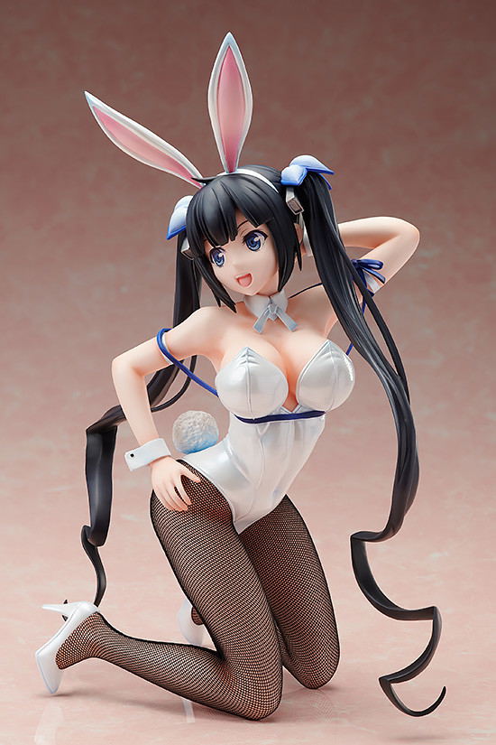 Is It Wrong to Try to Pick Up Girls in a Dungeon? II 1/4 Scale Pre-Painted Figure: Hestia Bunny Ver. image 3