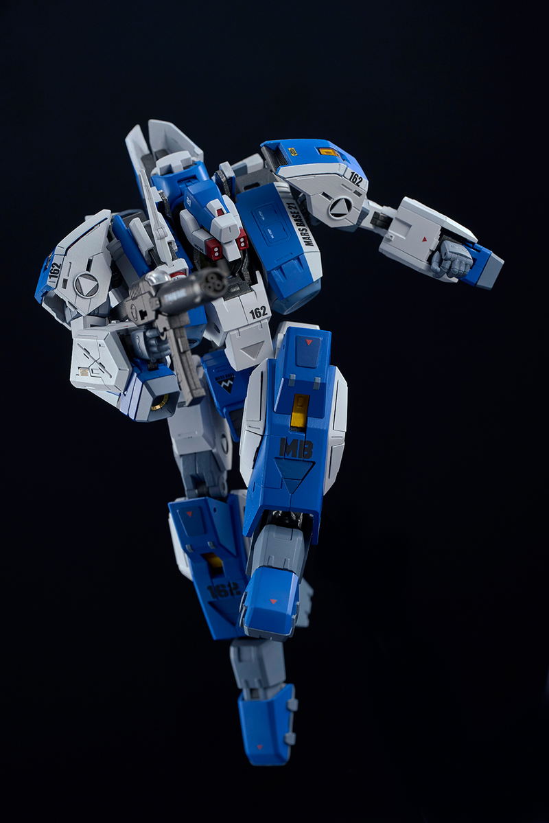 Riobot Genesis Climber Mospeada 1/48 Scale Pre-Painted Figure: AFC-01H Legioss Eta image 5