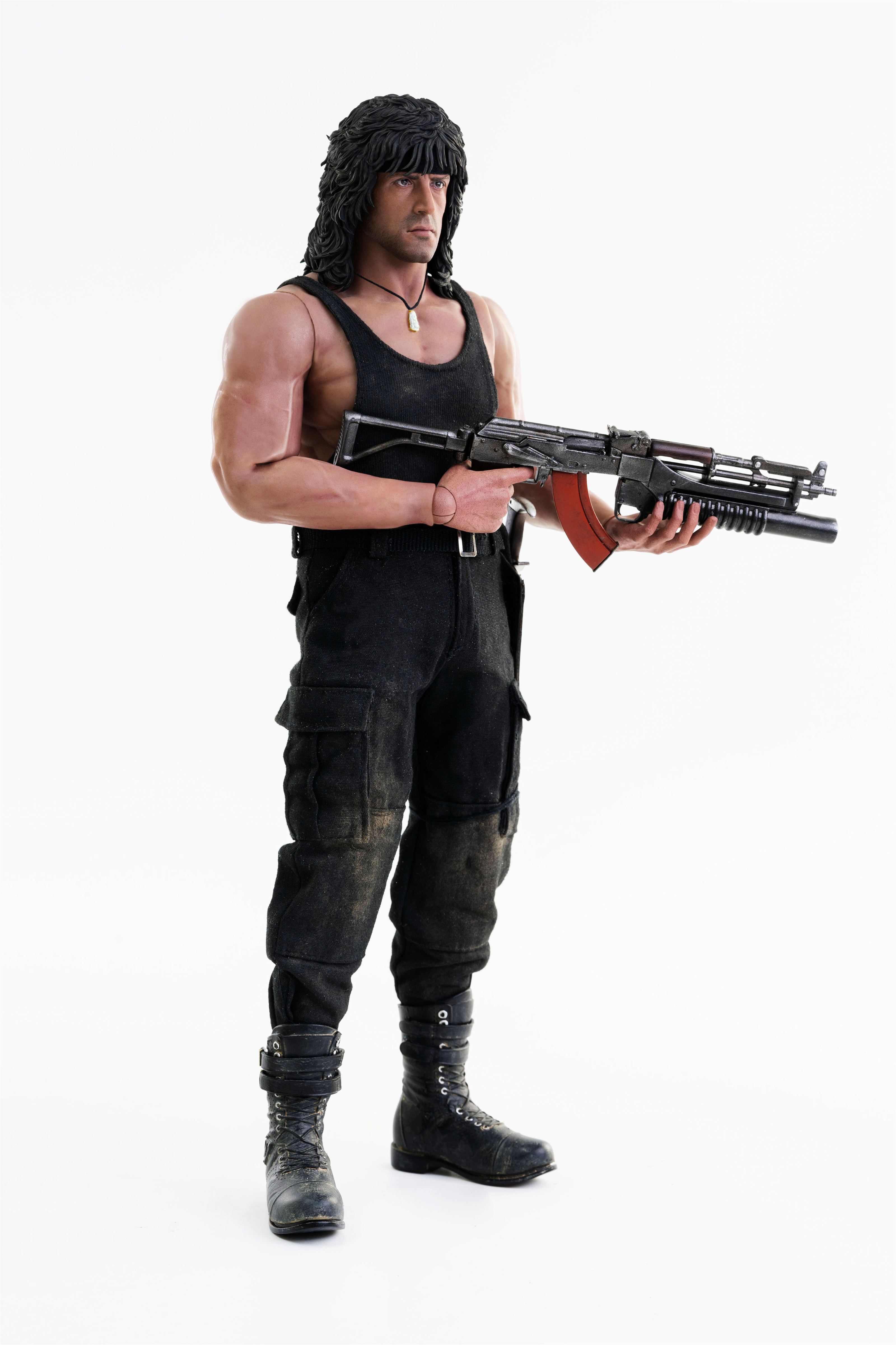 Hot Toys MMS35 Rambo III Collectible Action Figurine 1/6 John J Rambo 30cm  (Boite Scellée)