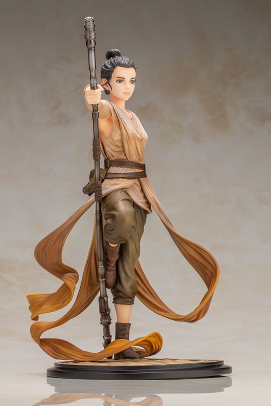 ARTFX Artist Series Star Wars The Force Awakens 1/7 Scale Pre-Painted Figure: Rey -Descendant of Light- image 8