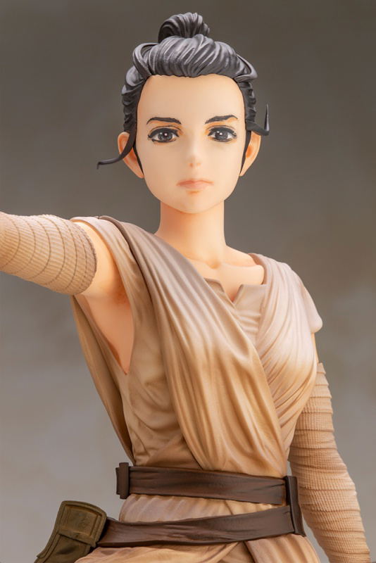 ARTFX Artist Series Star Wars The Force Awakens 1/7 Scale Pre-Painted Figure: Rey -Descendant of Light- image 9