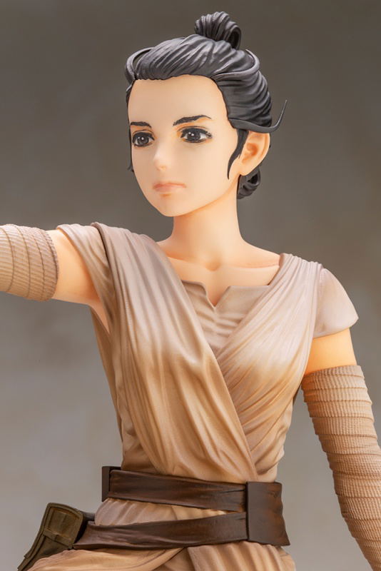 ARTFX Artist Series Star Wars The Force Awakens 1/7 Scale Pre-Painted Figure: Rey -Descendant of Light- image 10