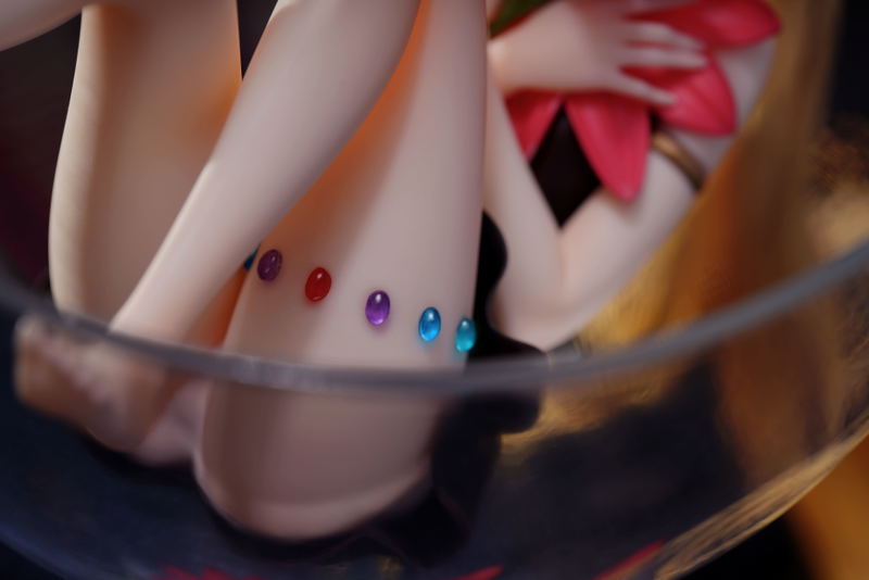 Ribose 1/8 Scale Pre-Painted Figure: Glass Girl Lily Wine image 10