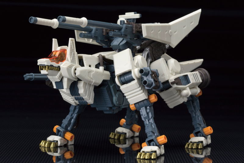 Zoids HMM 1/72 Scale Model Kit: RHI-3 Command Wolf Repackage Ver. (Re-run) image 10