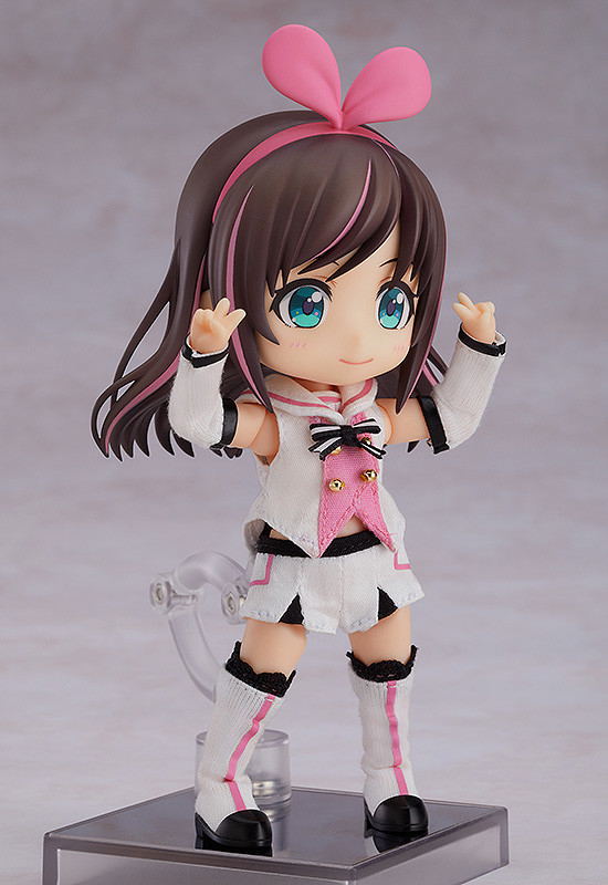Nendoroid Doll Kizuna AI image 3