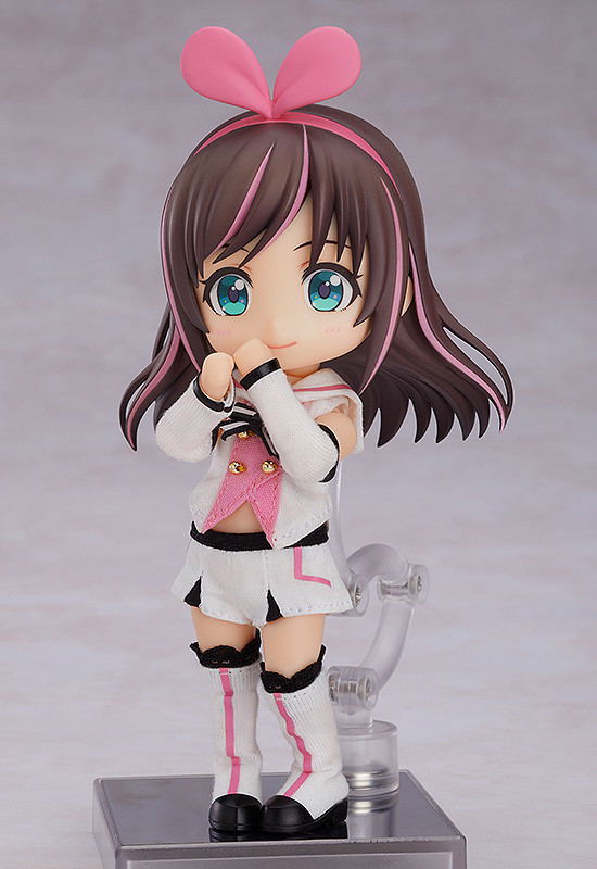 Nendoroid Doll Kizuna AI image 5